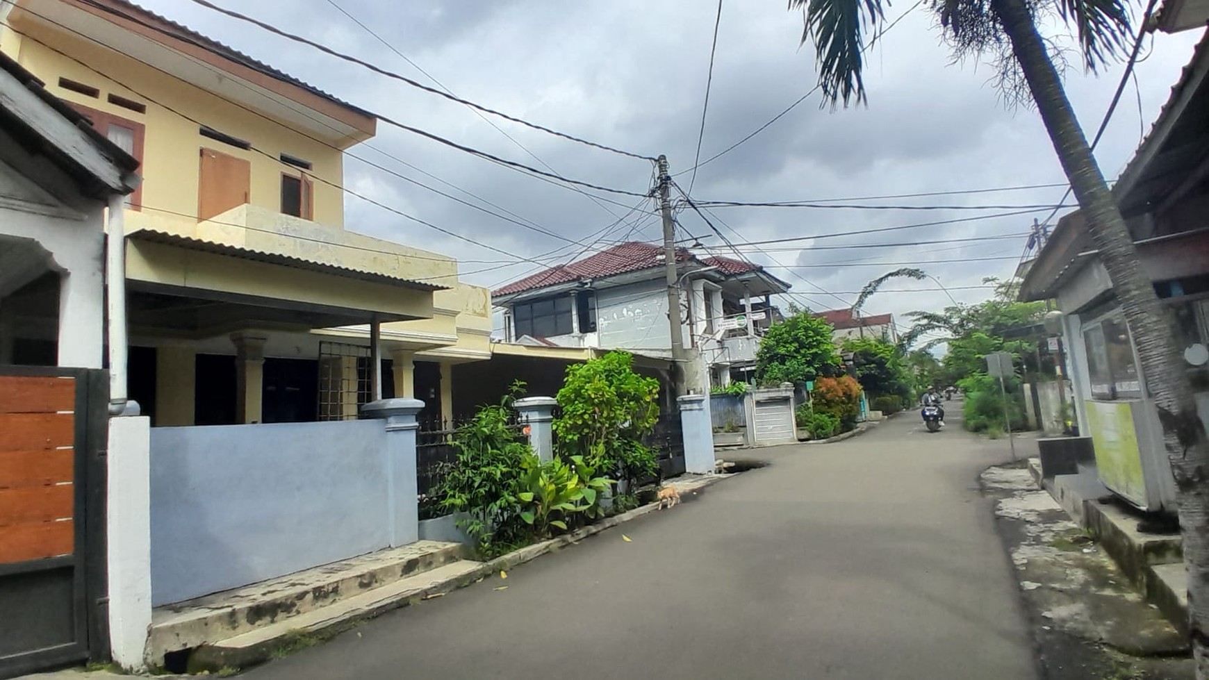 Rumah DIJUAL 2 Lantai SIap Huni di Ciputat, Tangerang Selatan