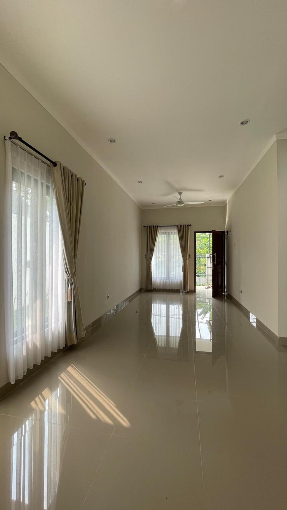 Rumah Bagus Di Graha Raya Bintaro Jaya Tangerang Selatan