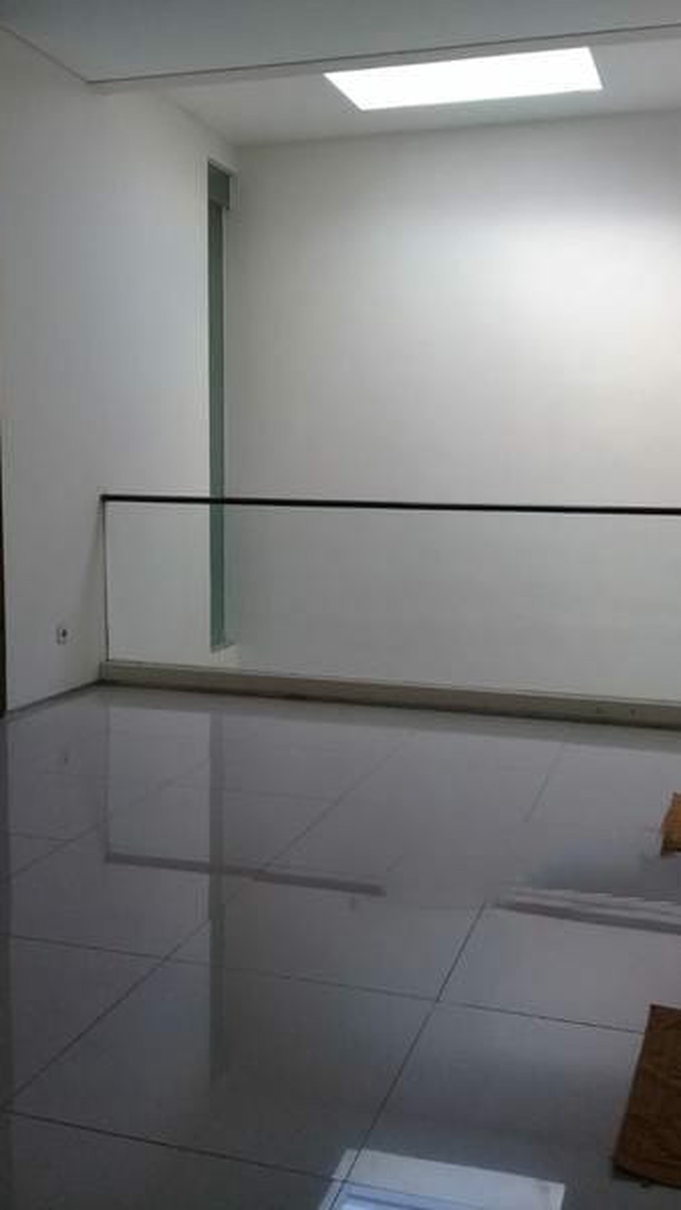 MURAH LUAS Dijual Rumah Royal Park Citraland Surabaya Barat- Luas 283 m2 - Lokasi TerDEPAN dekat GWalk dan Showroom HONDA mobil
