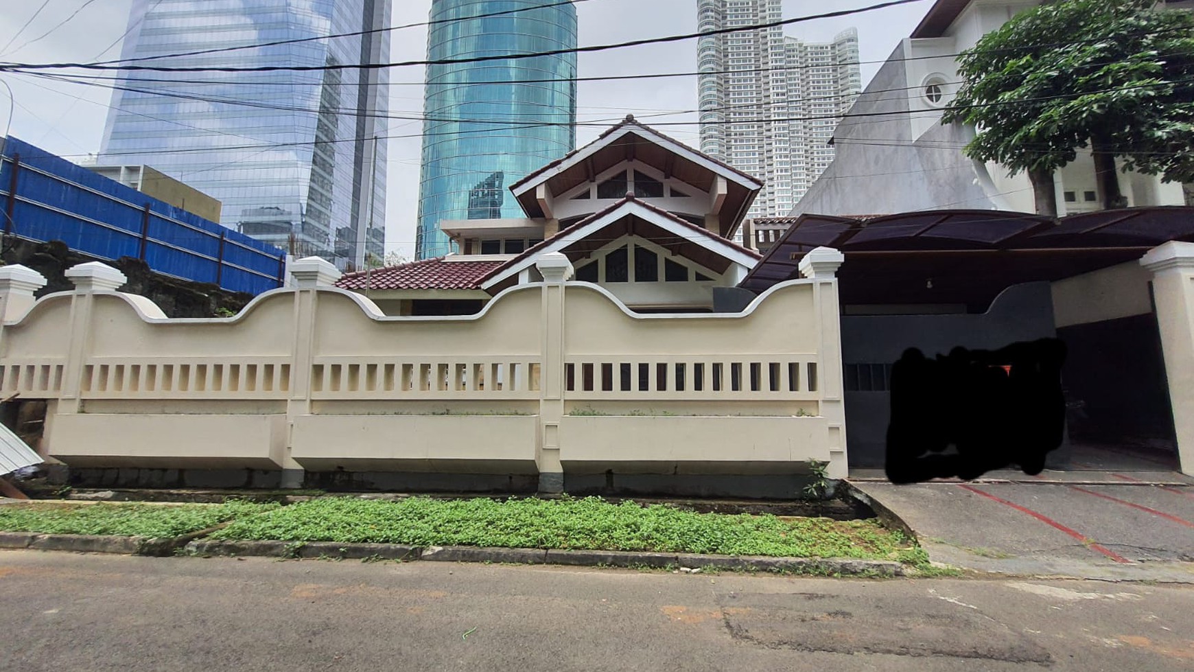 Dijual rumah lama di Jl Karang Asem - Kuningan- Jakarta Selatan