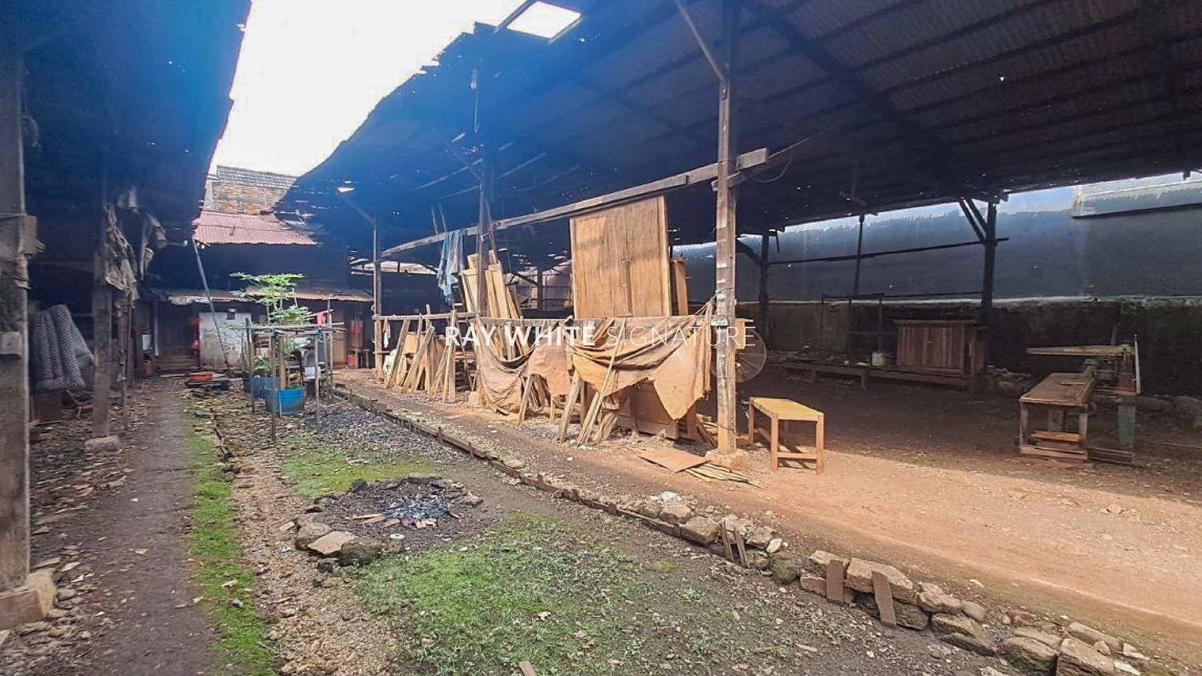 Rumah Hitung Tanah Area Cipete