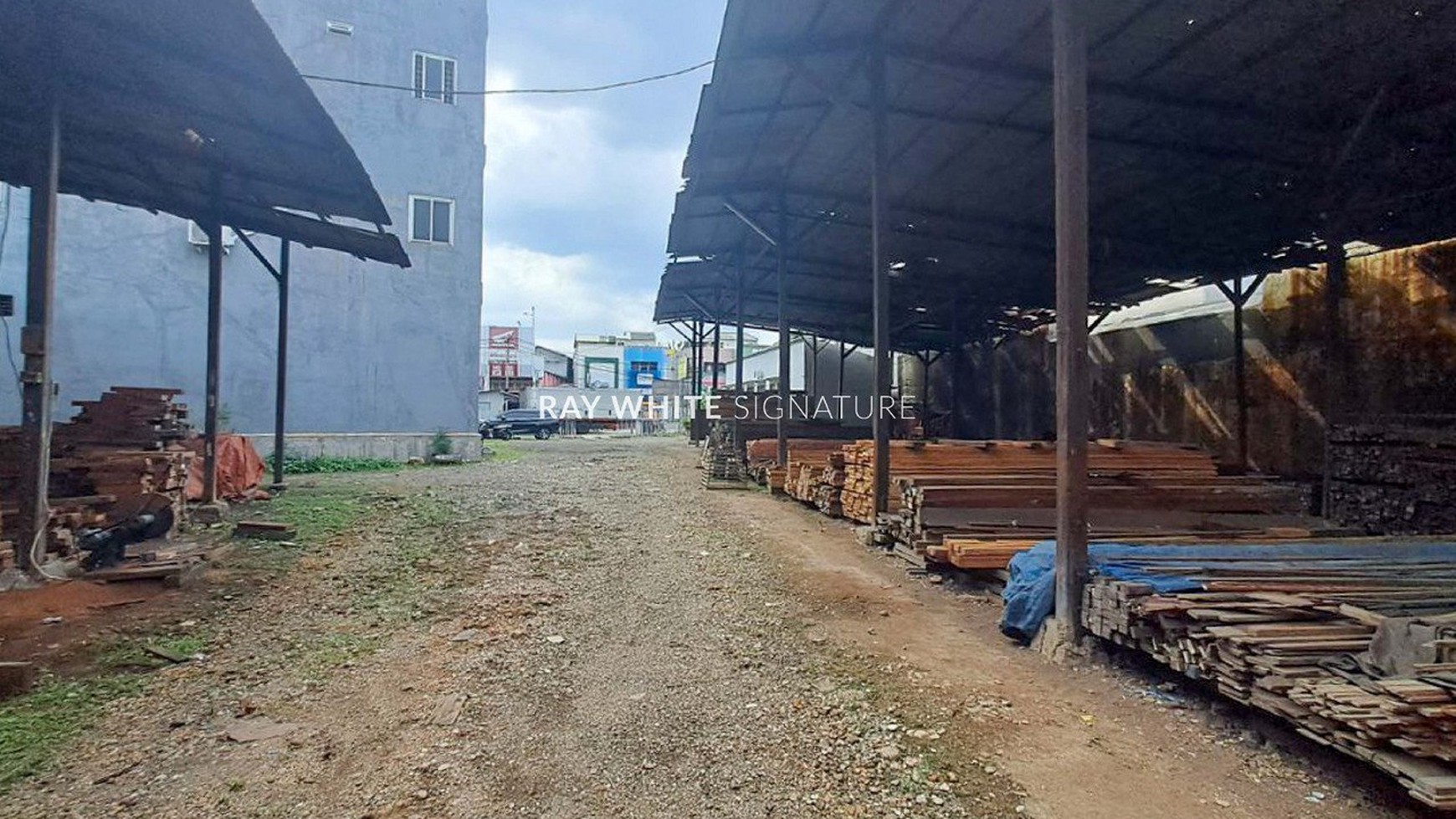 Rumah Hitung Tanah Area Cipete