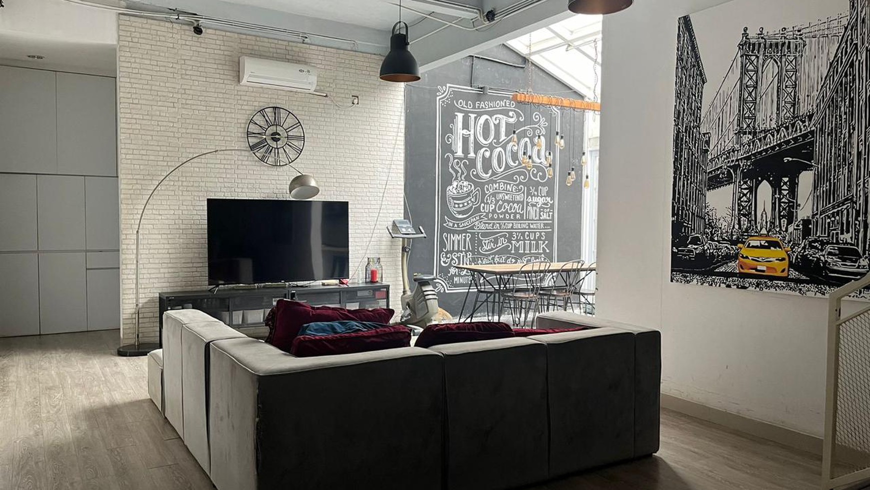 Rumah Hitung Tanah Area Cipete