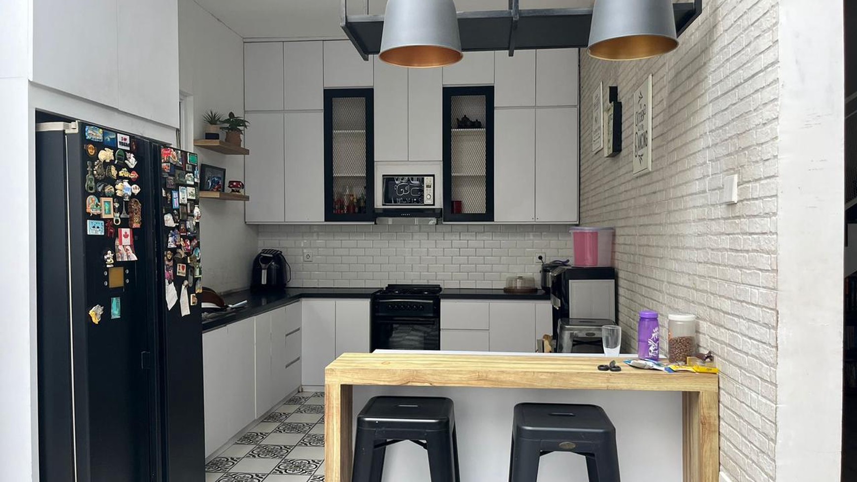 Rumah Hitung Tanah Area Cipete