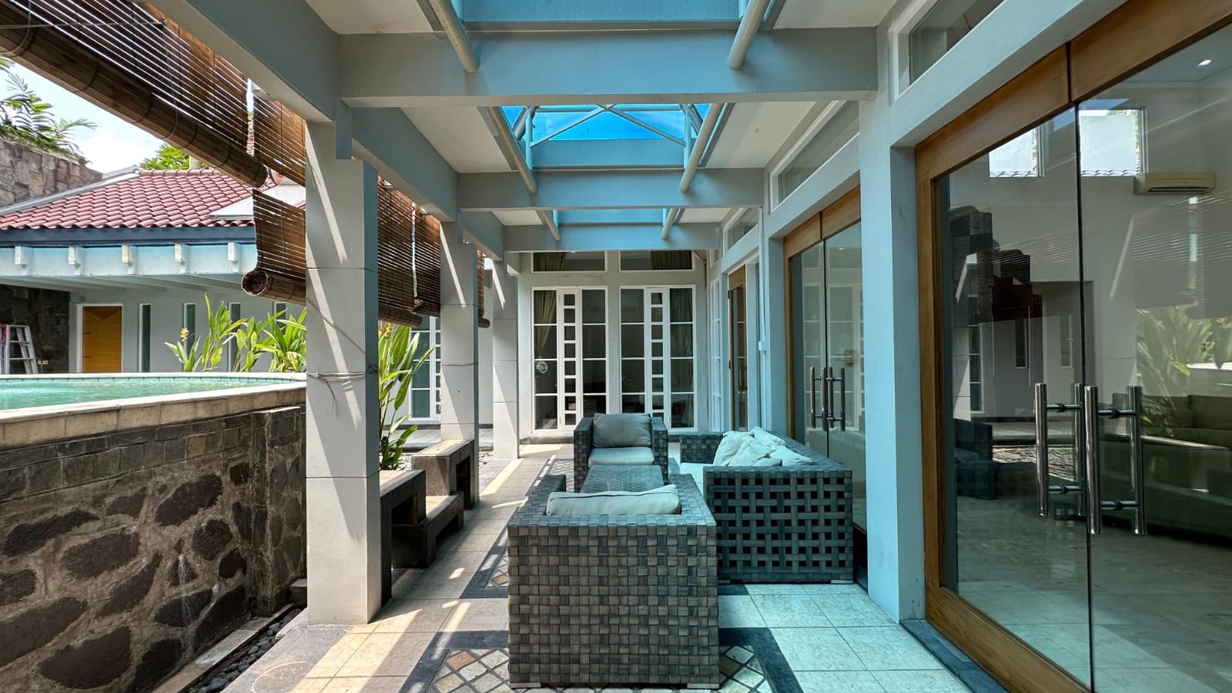 Rumah Hitung Tanah Area Cipete