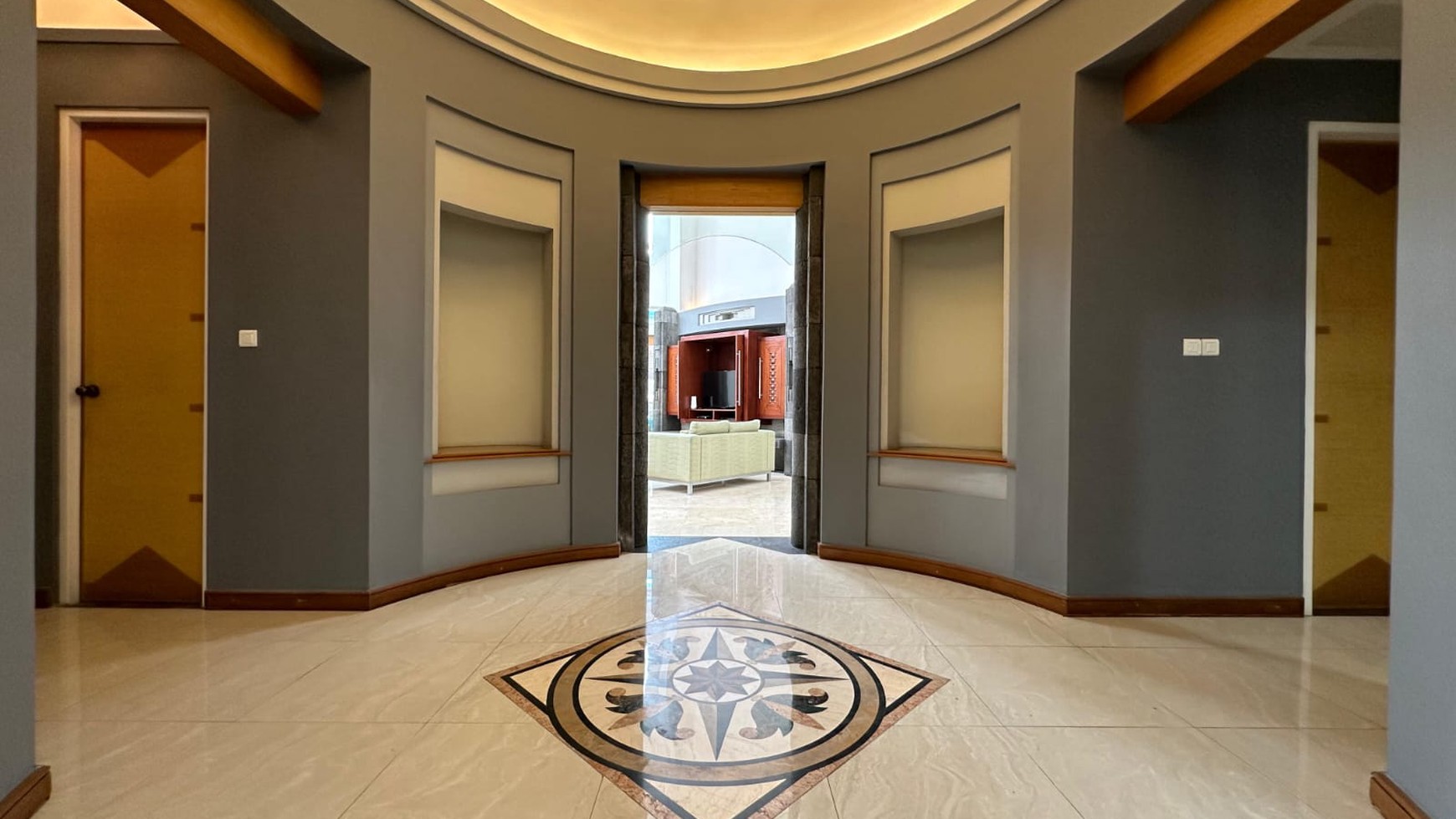 Rumah Hitung Tanah Area Cipete