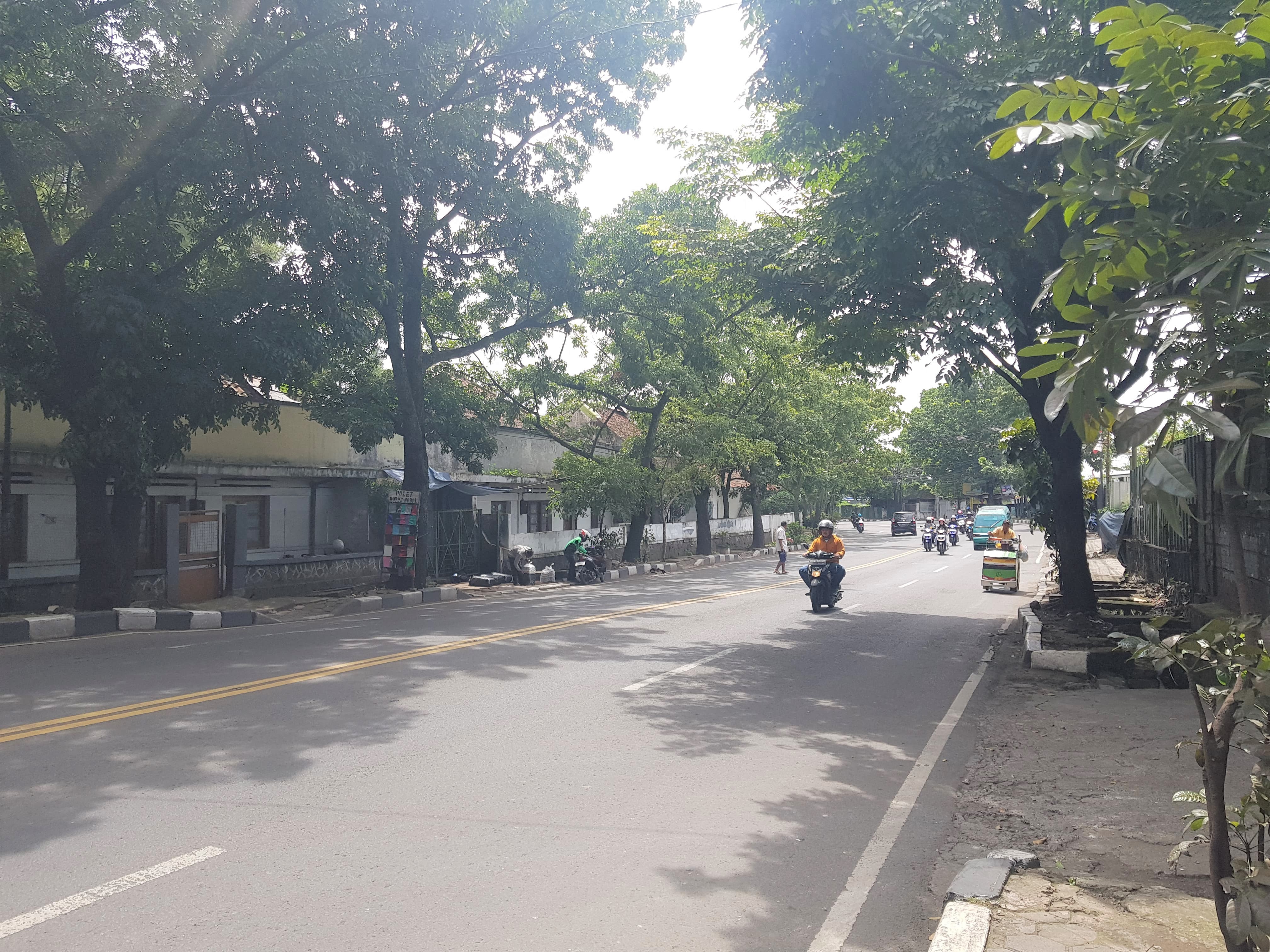 Pasti Strategis! Hitung Tanah! Properti Mainroad Jl AH Nasution Cocok untuk Komersial