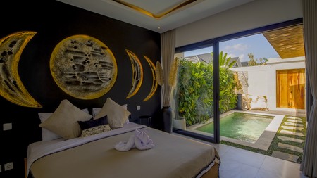 For Sale Leasehold - Brand new modern cozy villa in Kerobokan - Bali ( type Nameera Moon )