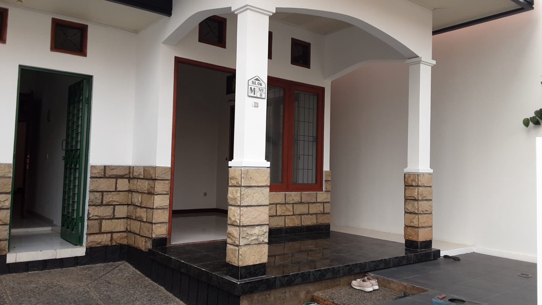 Dijual rumah lokasi strategis, tenang, nyaman, dan terawat di Perumahan Duta Gema Pesona Estate, Depok.