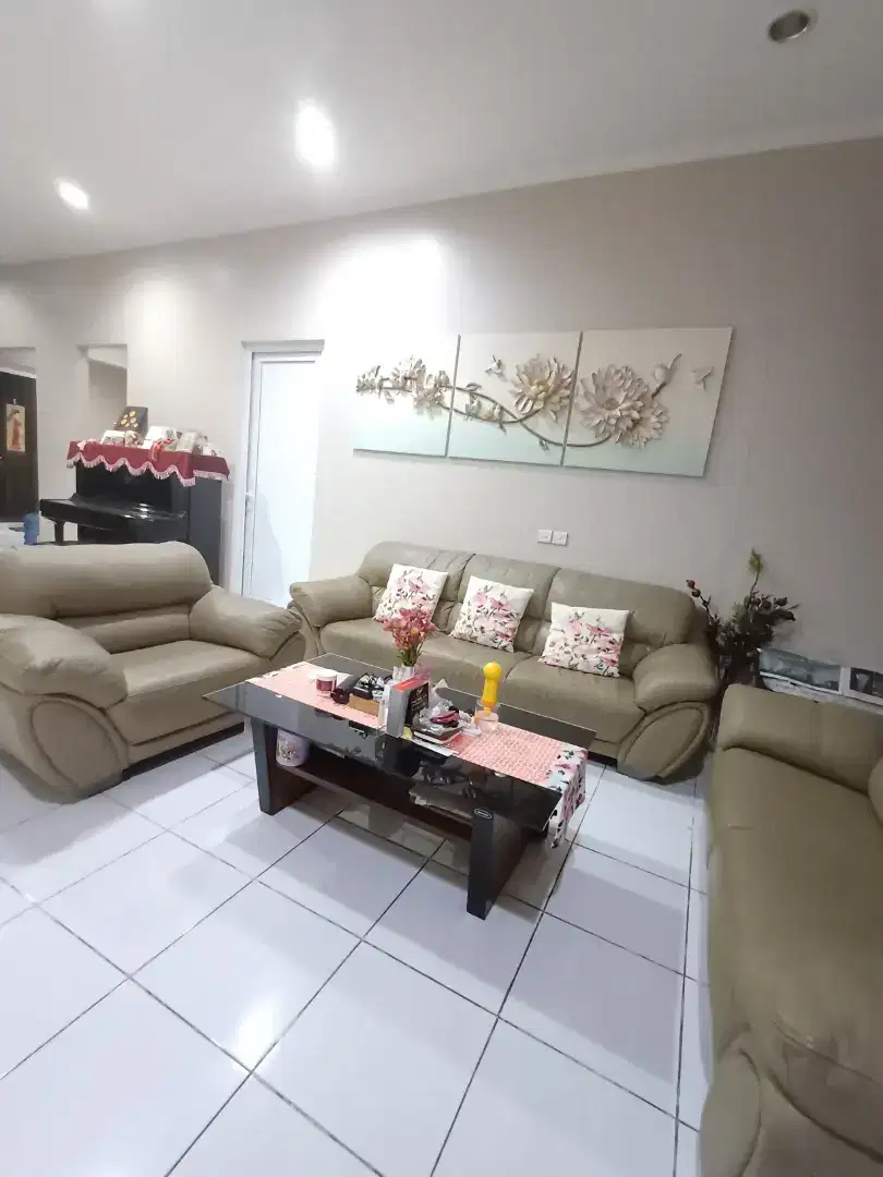 Flash Sale. Rumah bagus PHG Topaz, Gading Serpong