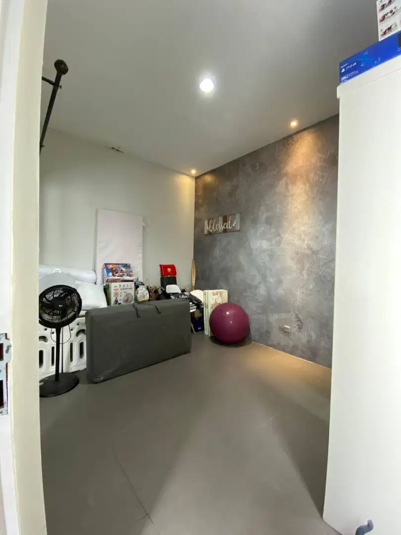 Hot Price. Rumah modern Serpong Green Park 2, Ciater