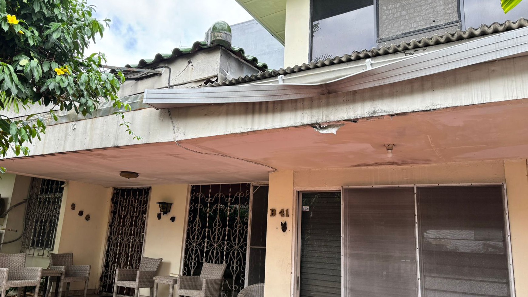 Rumah Lama Cemapak Putih Tengah Jakarta Pusat