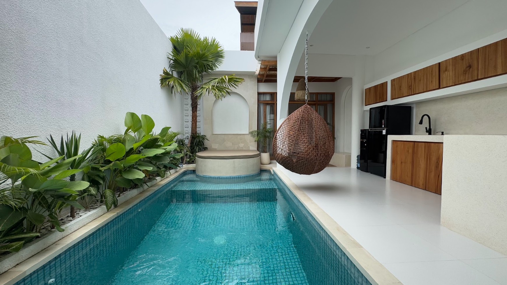 Brand New Villa for Sale in Kerobokan Close To Seminyak Bali - Your Tropical Oasis Awaits!