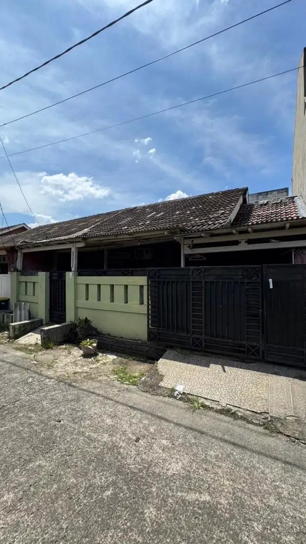 Best Price. Rumah hitung tanah Ciater Permai, Serpong