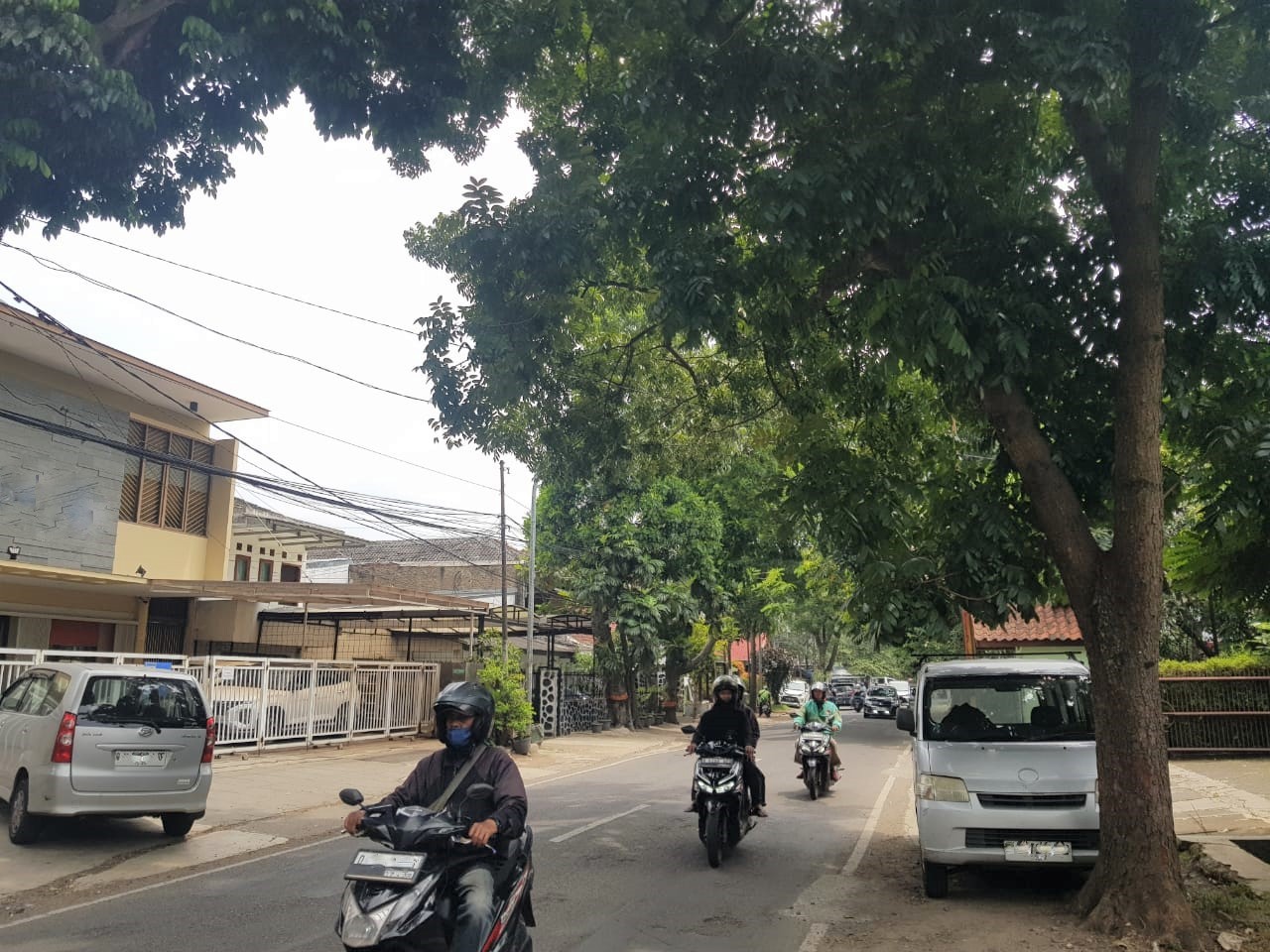 Rumah Usaha 4 Lantai di Sayap Riau Bandung Pasti Cuan