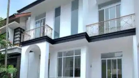 Rumah baru mewah Clasic Modern di Emerald Bintaro Jaya sektor 9.