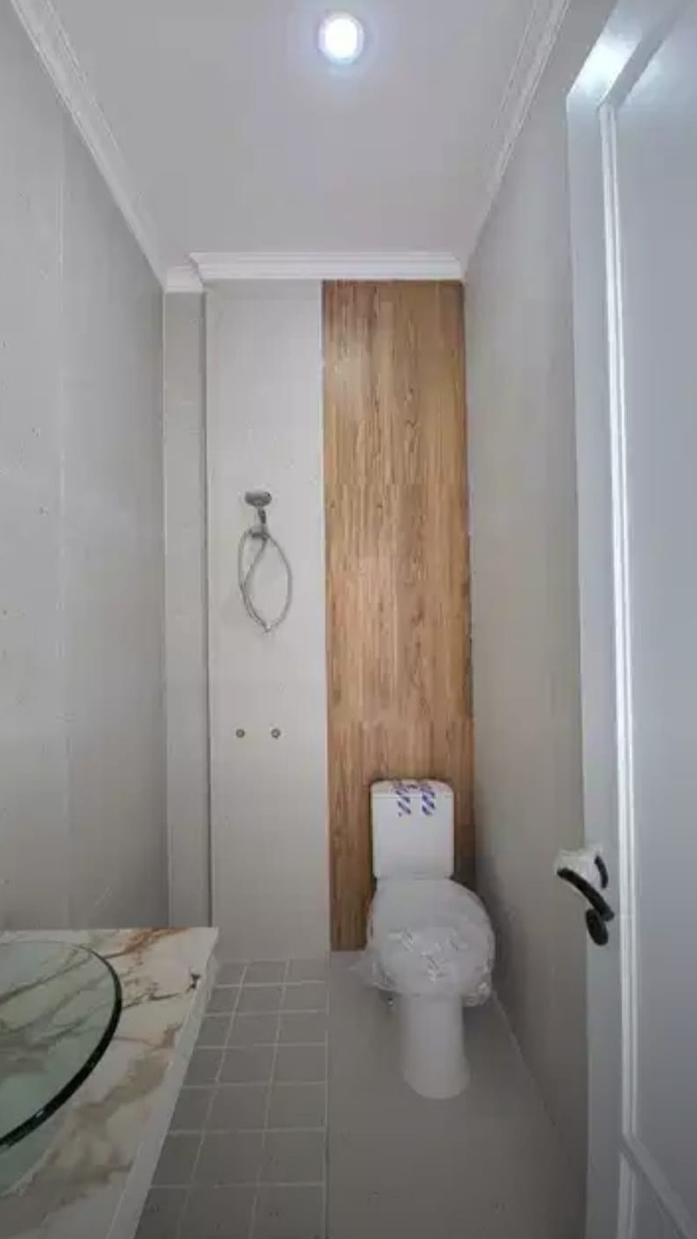 Rumah baru mewah Clasic Modern di Emerald Bintaro Jaya sektor 9.