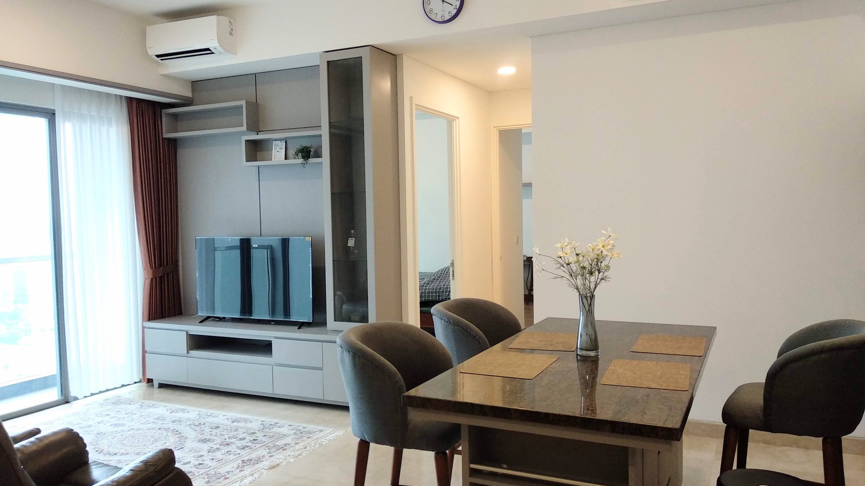 Dijual Fully Furnished 2 Bedroom Apartemen Lux dan Exclusive 57 Promenade dengan Panoramic City View