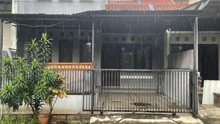 Rumah Minimalis Dalam Komplek Strategis di Cinere Akses Mudah ke Tol Limo