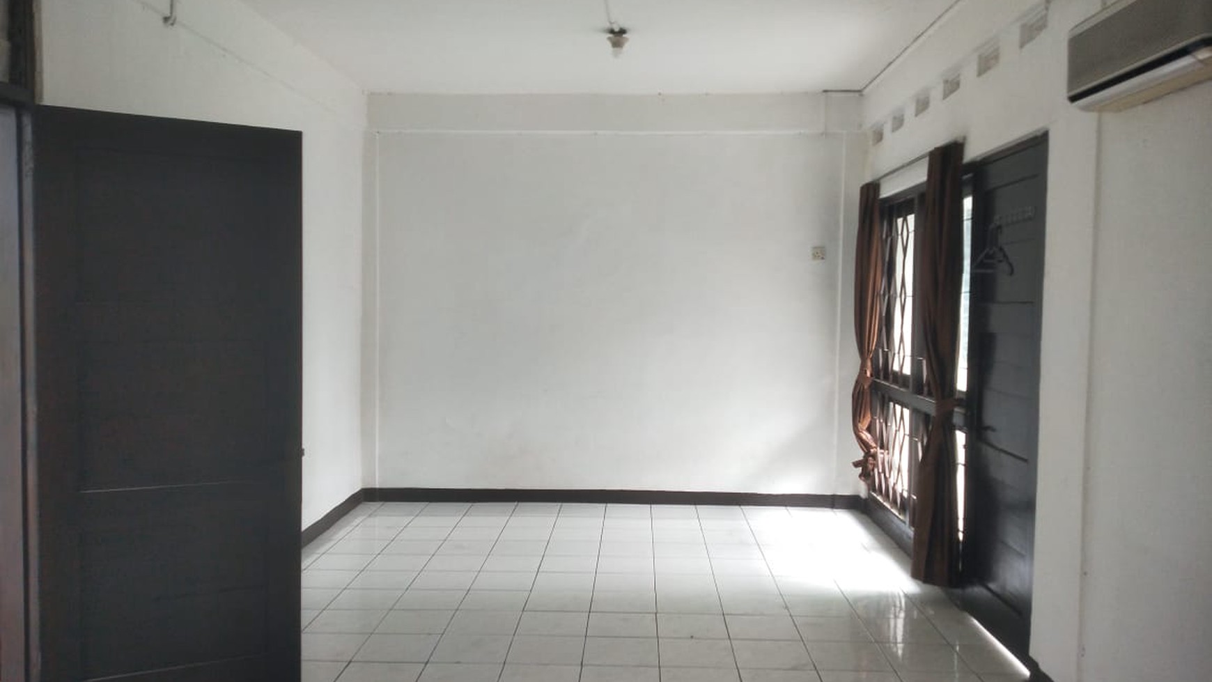 Disewakan Rumah Di Menteng Cocok Untuk Silent Office 