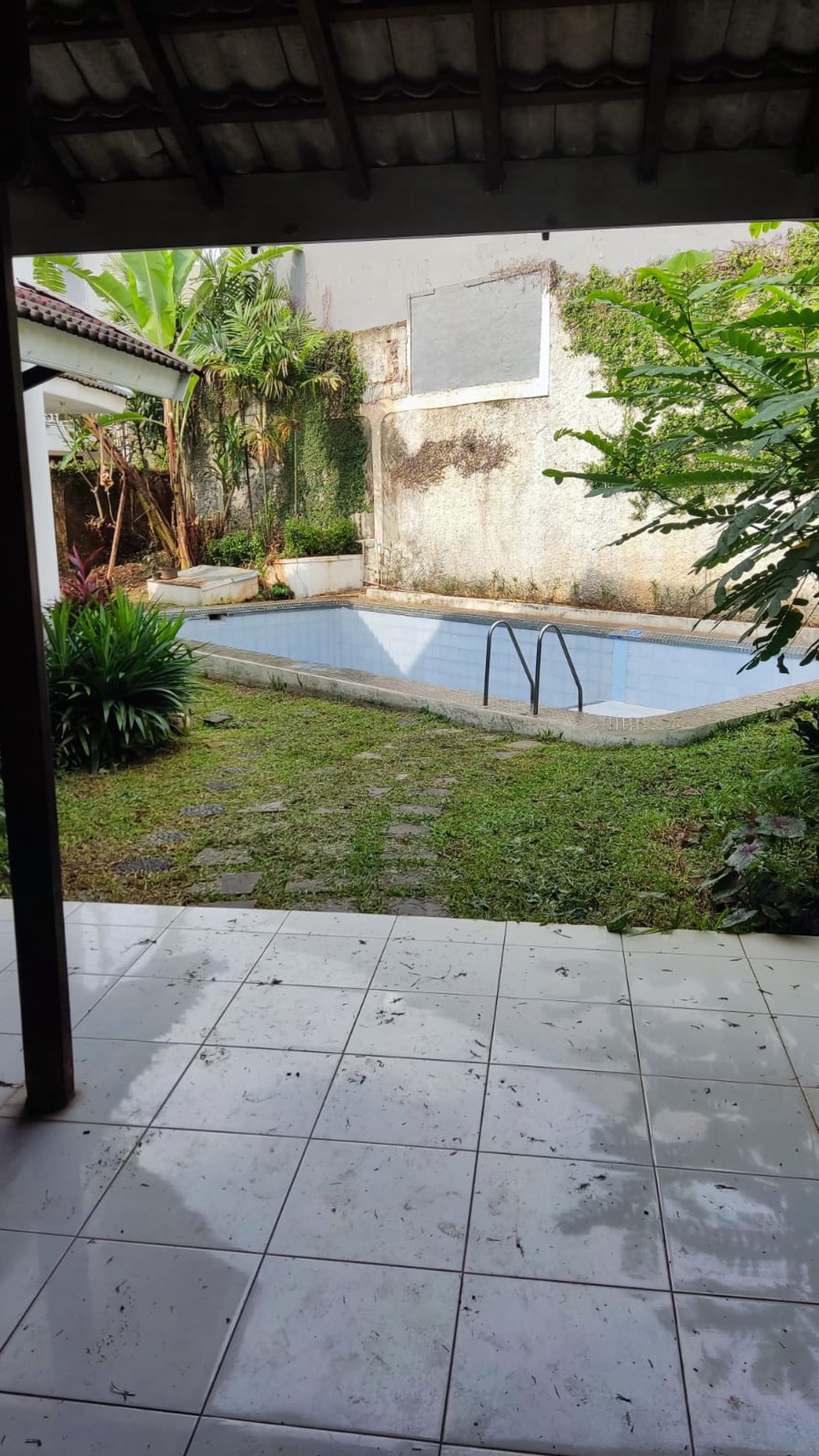 Townhouse Kemang Timur