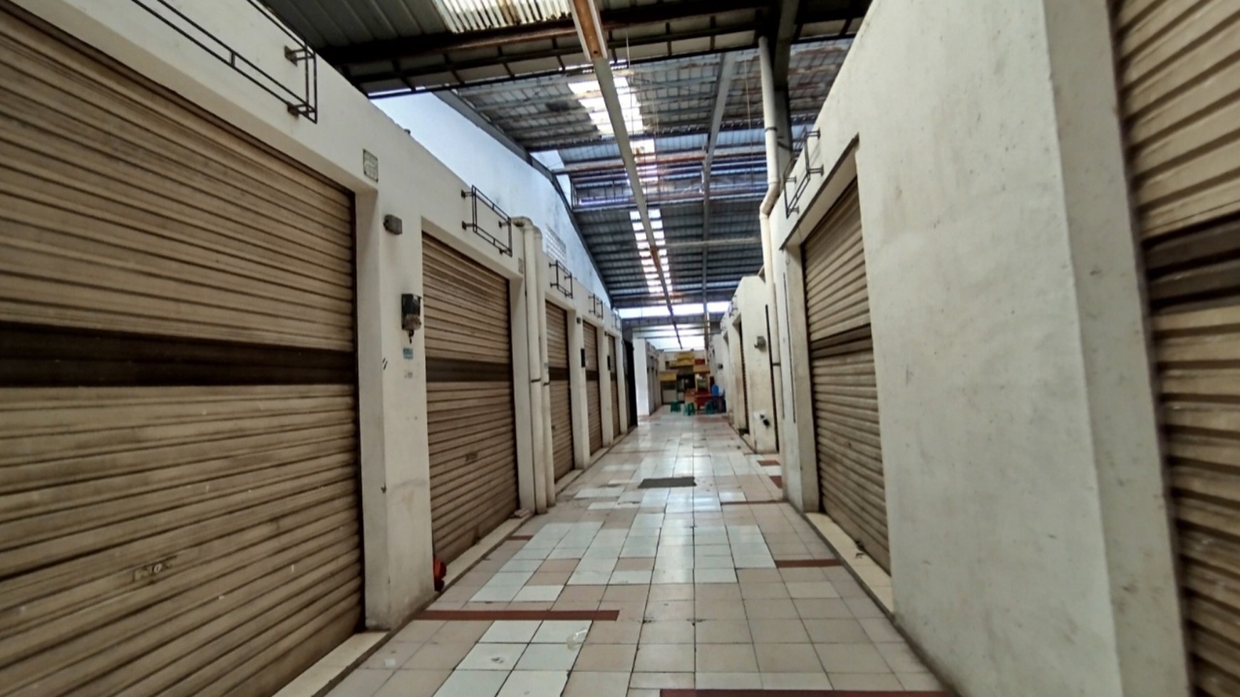 Kios Dijual di Pasar Modern Grand Wisata - Lokasi Strategis & Investasi Menguntungkan!