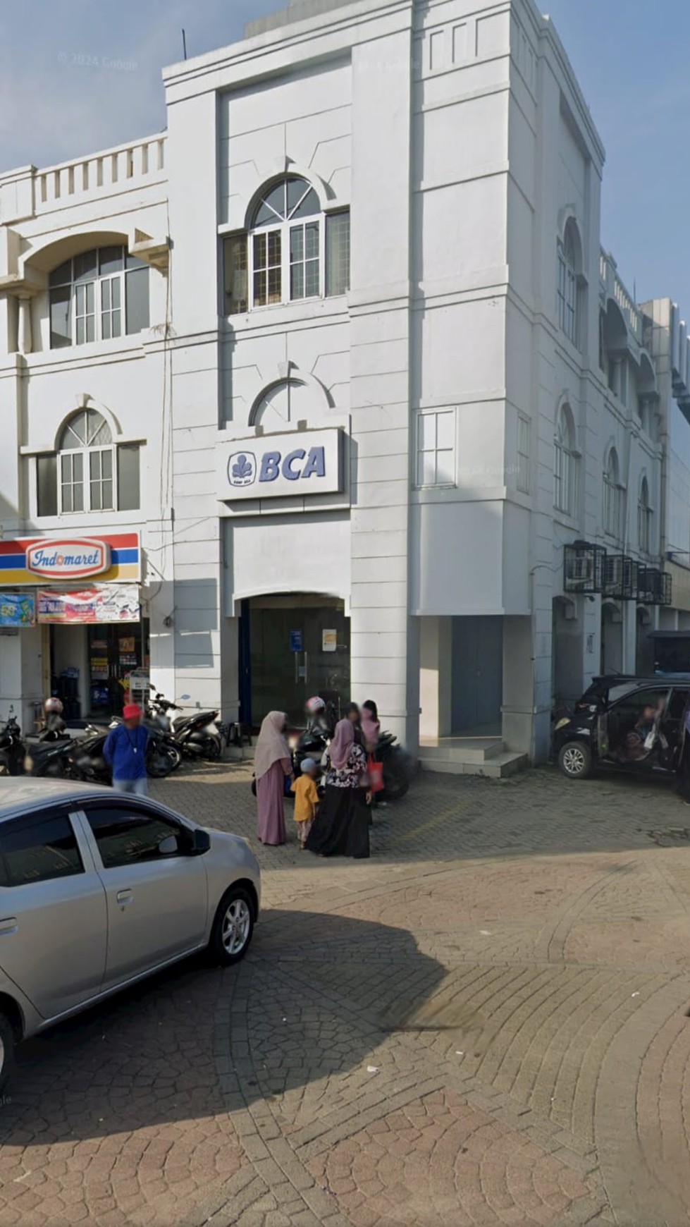 Dijual Ruko Gandeng 3 Unit 3 lantai di Pusat Business Jl.Raya Serpong Tangerang