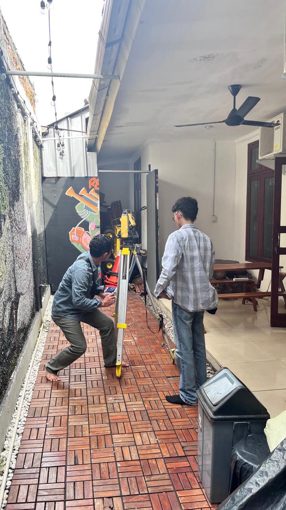 Rumah 2 Lantai di Cilandak Lokasi Strategis Siap Huni