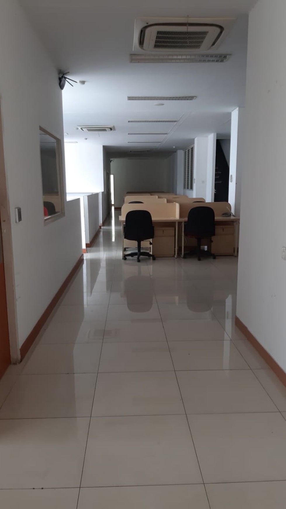 Disewakan: Office Space Premium di Salemba Raya - Siap Pakai & Strategis!