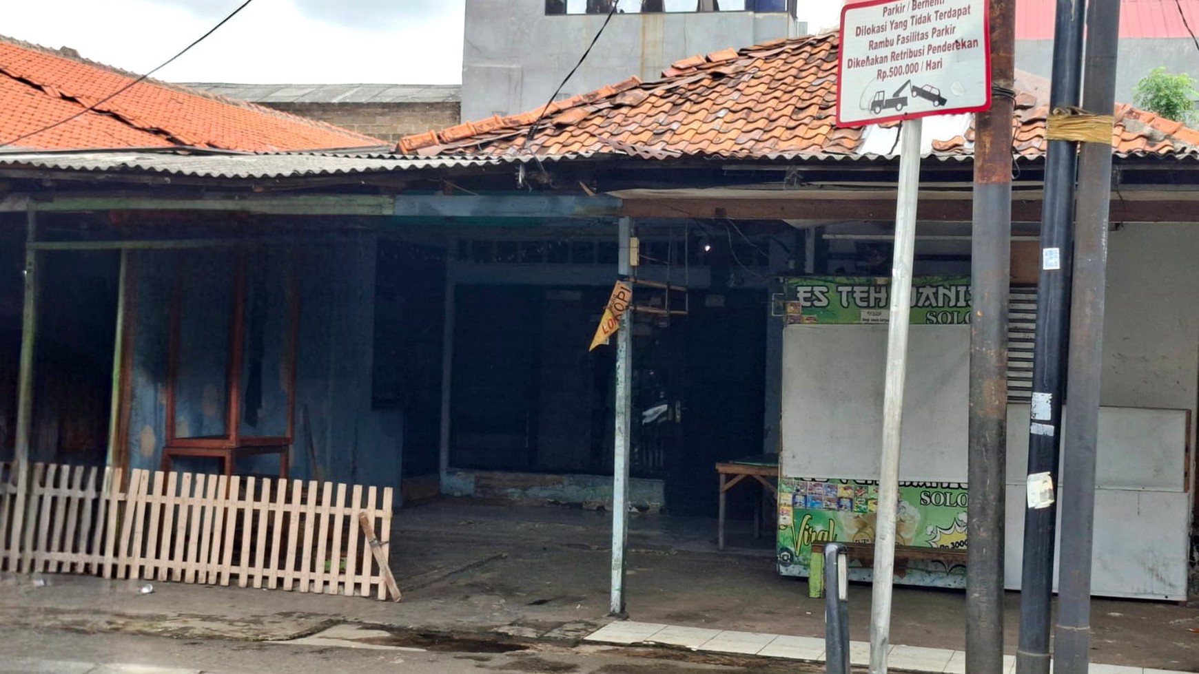 Rumah Hitung Tanah Area Cipete