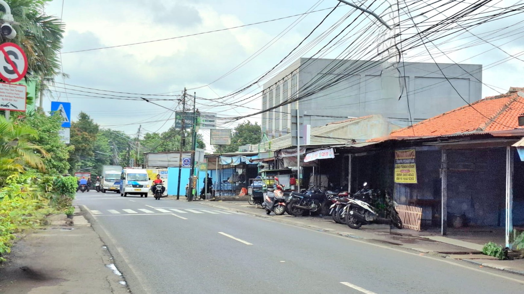 Rumah Hitung Tanah Area Cipete