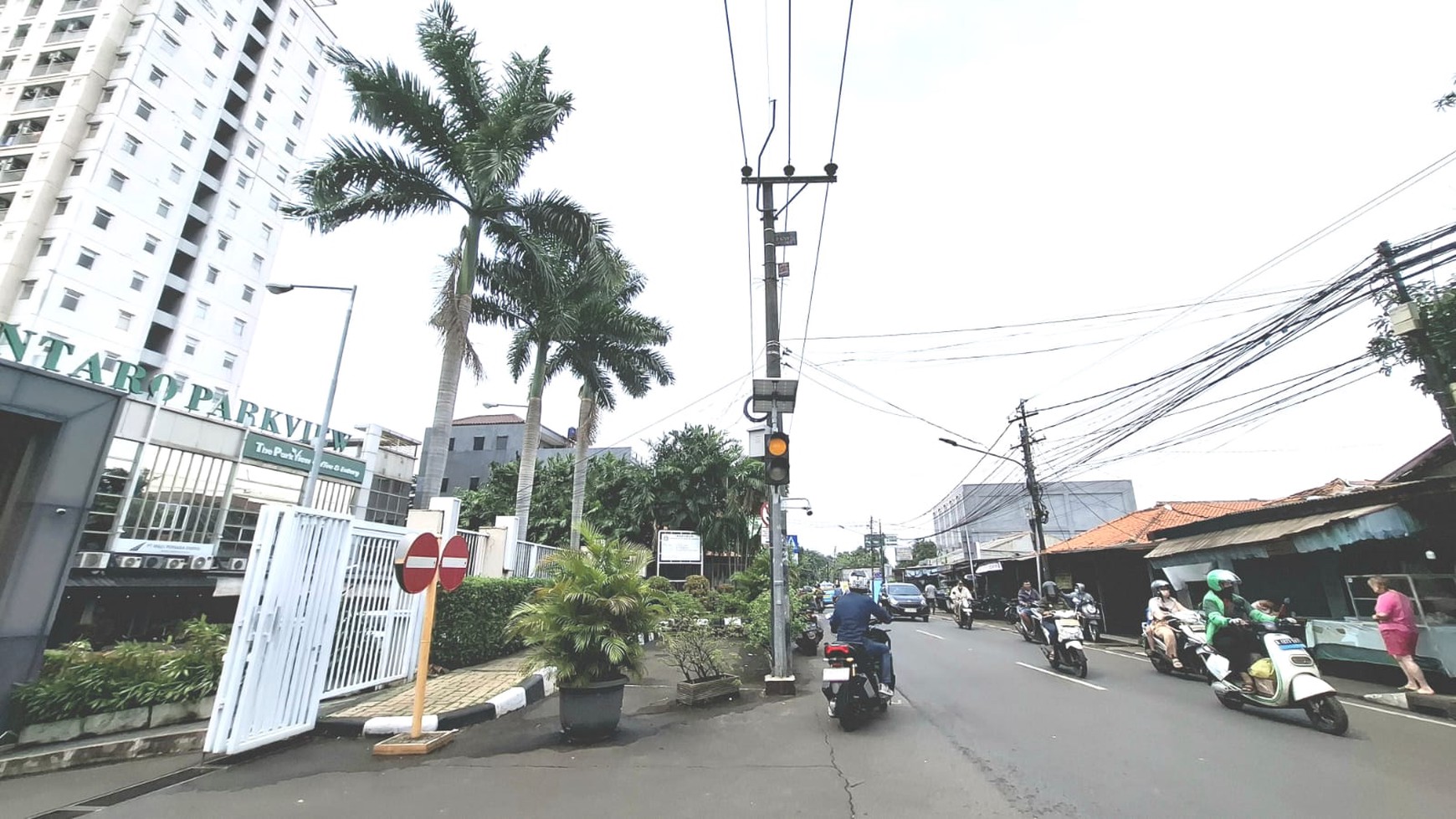 Rumah Hitung Tanah Area Cipete