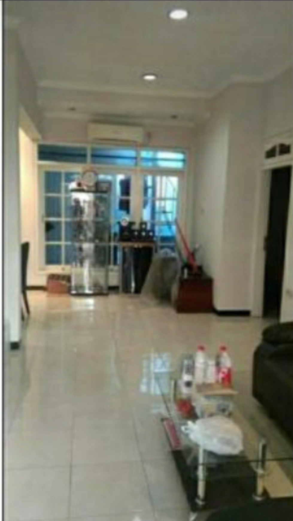 MURAH LUAS 9x15 Rumah Babatan Mukti Wiyung Surabaya - 4+1 K.Tidur - Cantik -Siap Huni