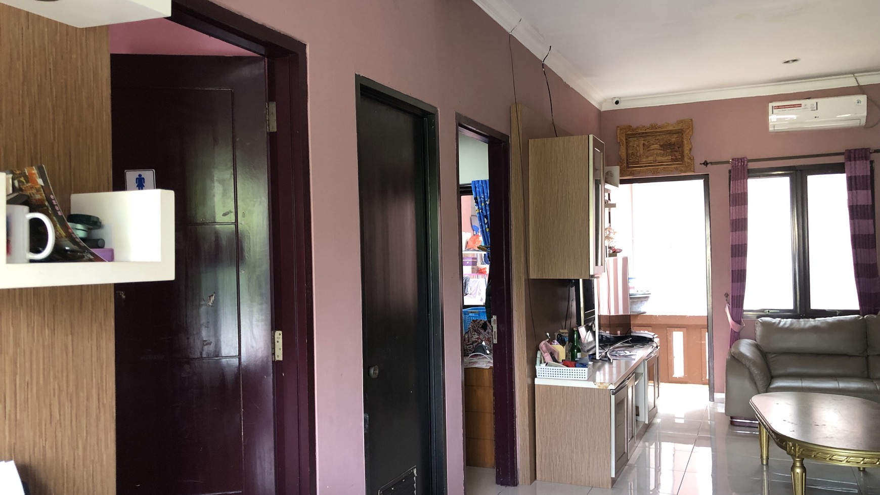 Rumah Hook di Delatinos BSD City ada Gazebo dekat Tol