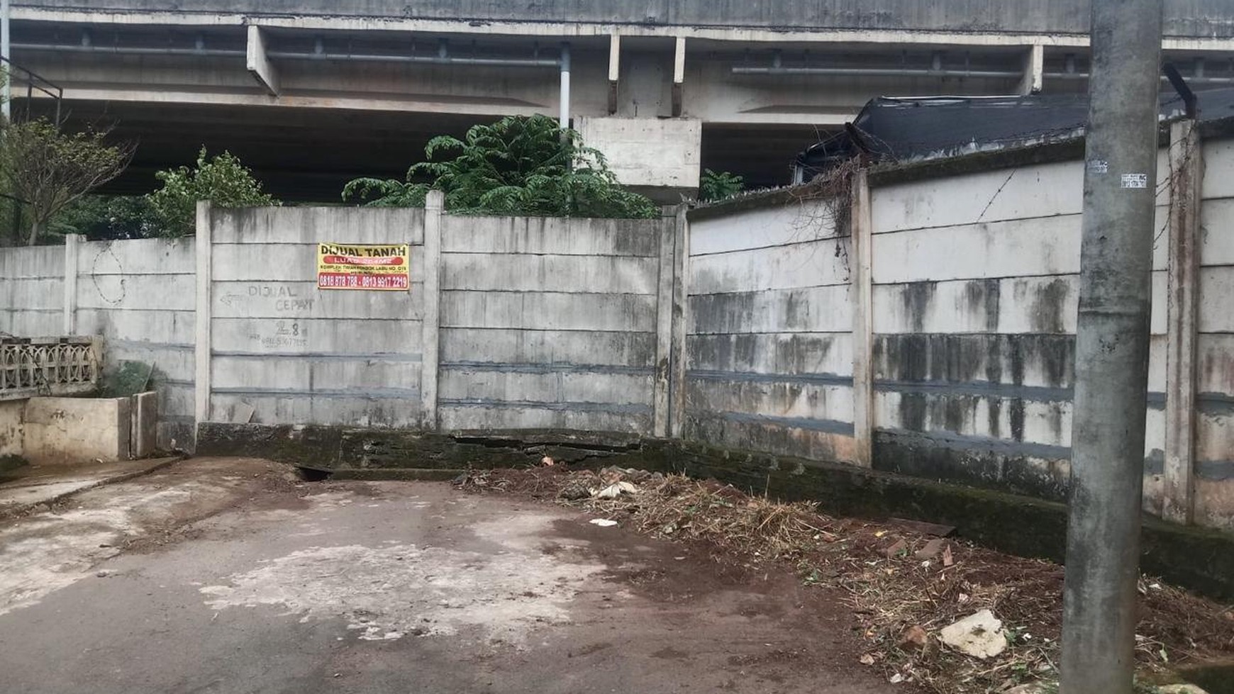 Rumah Hitung Tanah Area Cipete