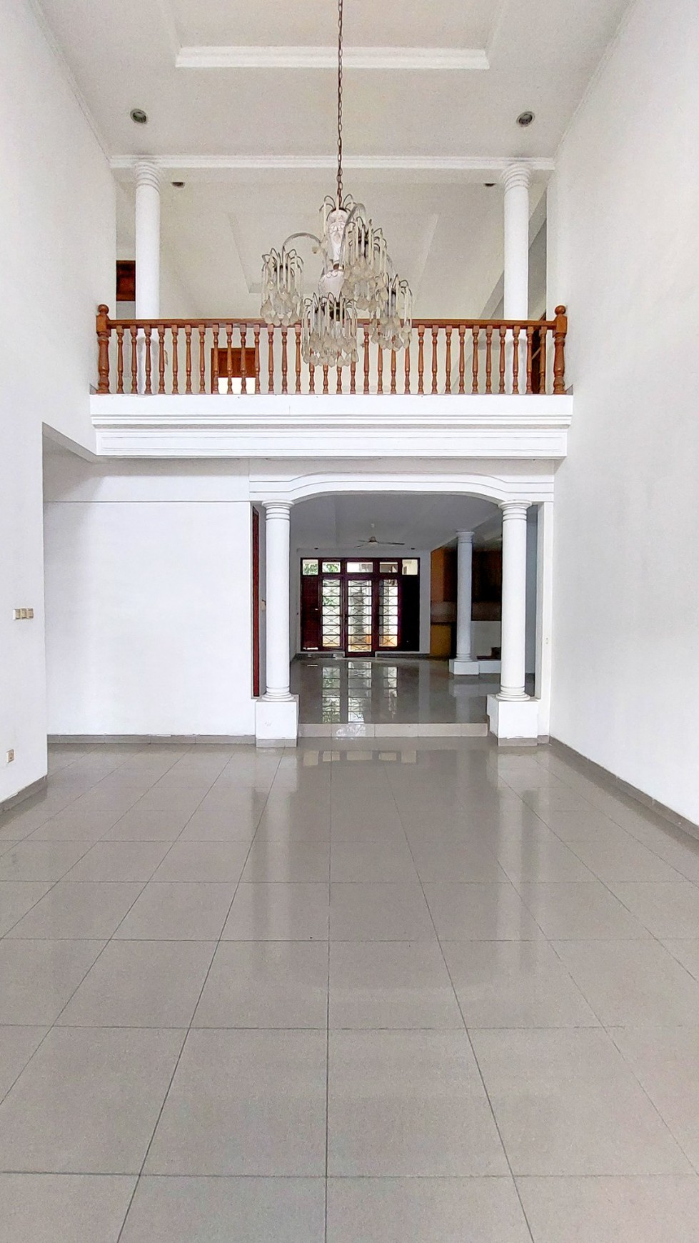 Rumah Hitung Tanah Area Cipete