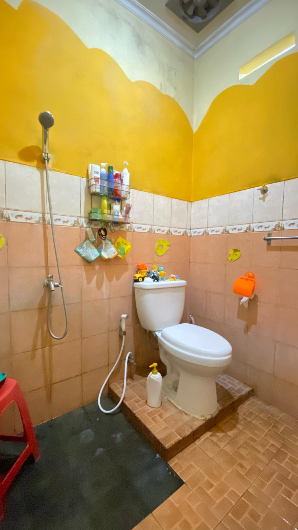 Rumah Hitung Tanah Area Cipete