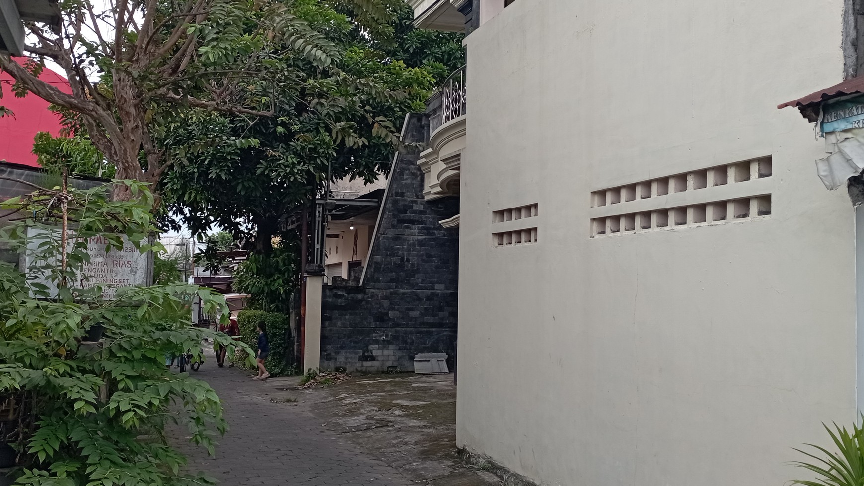Rumah Hitung Tanah Area Cipete