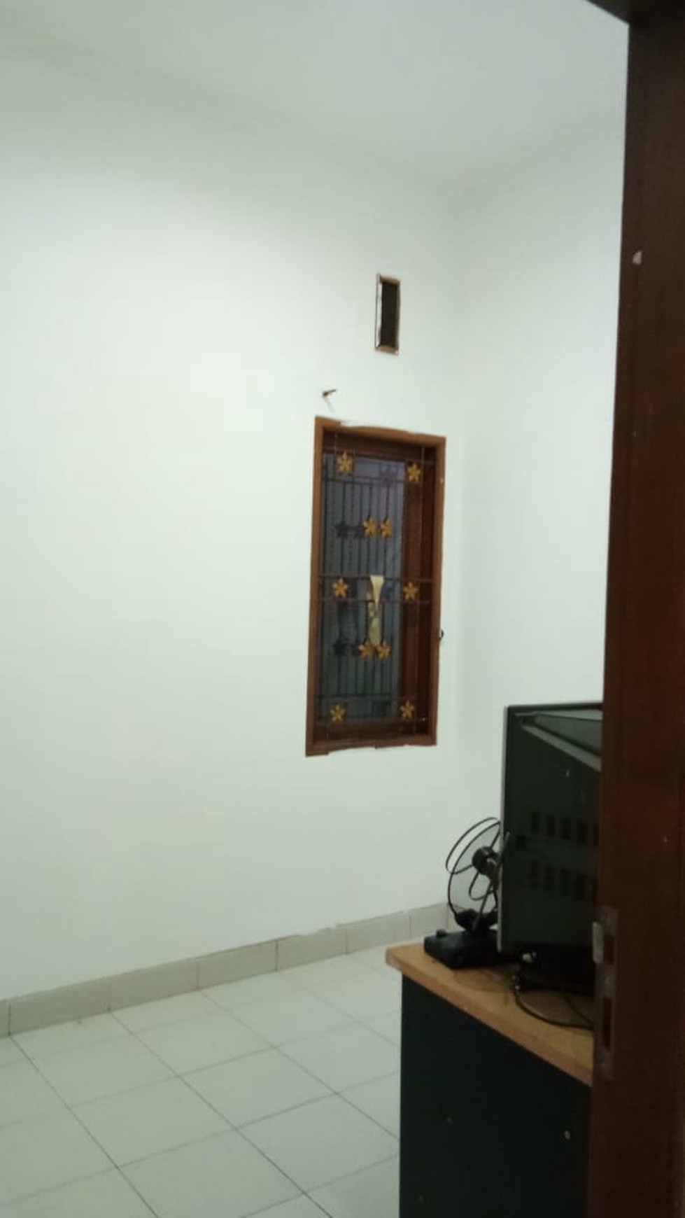 Rumah bagus 1lantai bebas banjir dalam cluster di Pondok Aren Bintaro.