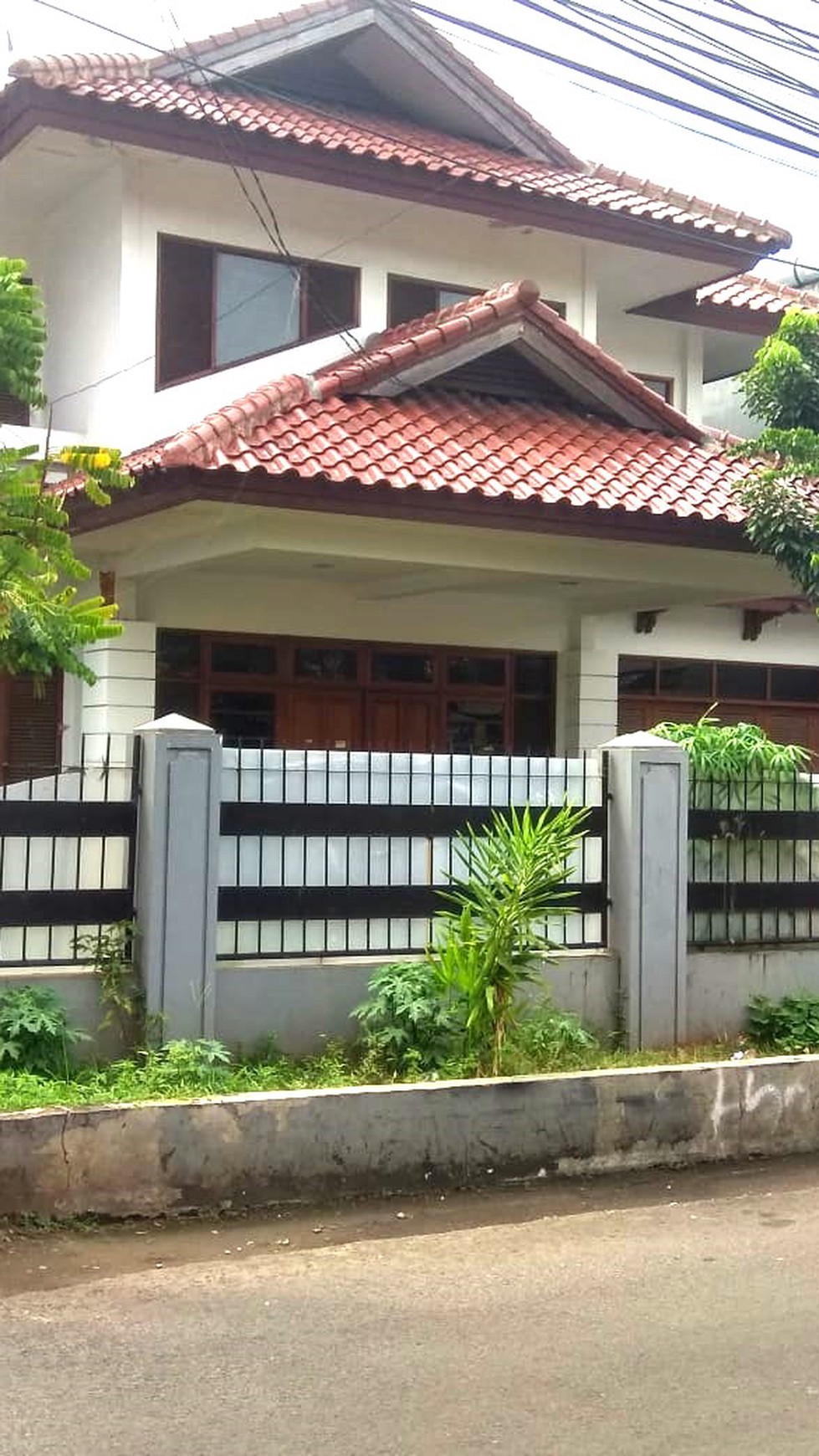 Rumah Lama Terawat Harga Murah Area Tenang di Cipete