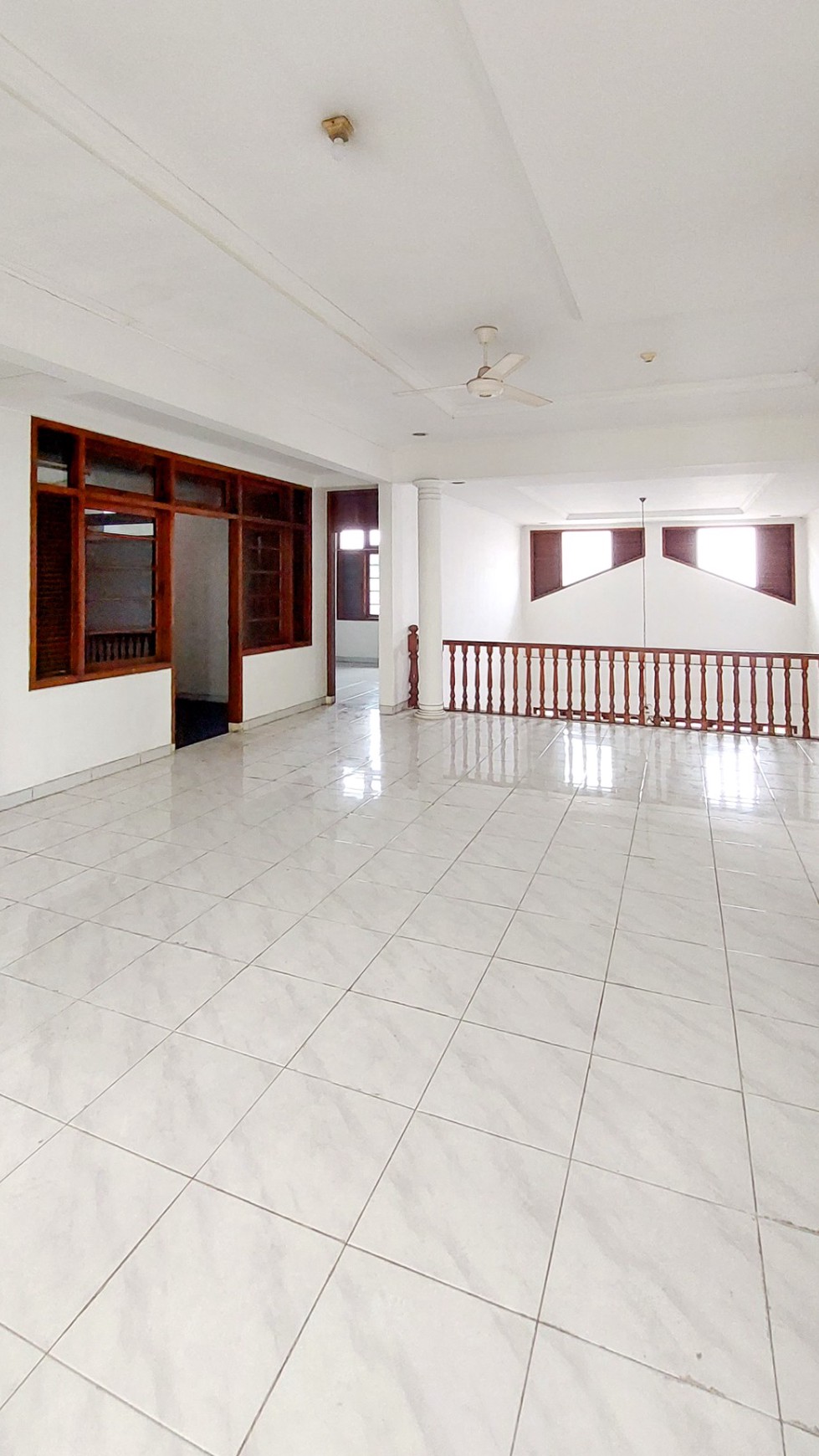 Rumah Lama Terawat Harga Murah Area Tenang di Cipete