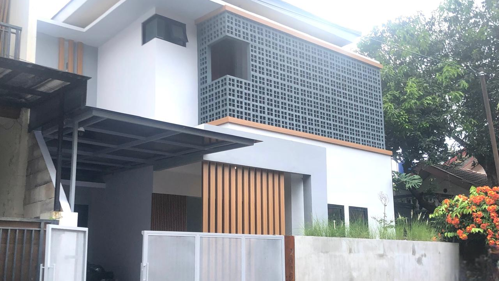 Dijual Rumah Minimalis Cantik siap huni Di Cinere, Depok