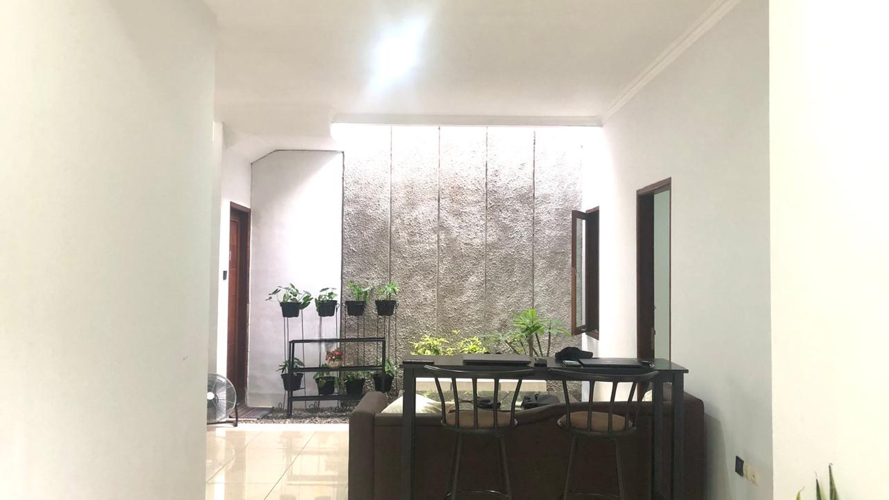 Dijual Rumah Minimalis Cantik siap huni Di Cinere, Depok