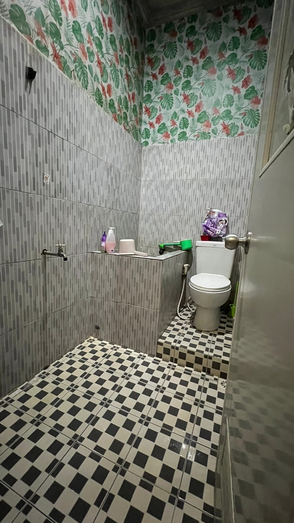 Rumah Cluster 2 lantai di Kelapa Gading Jakut Semi Furnished