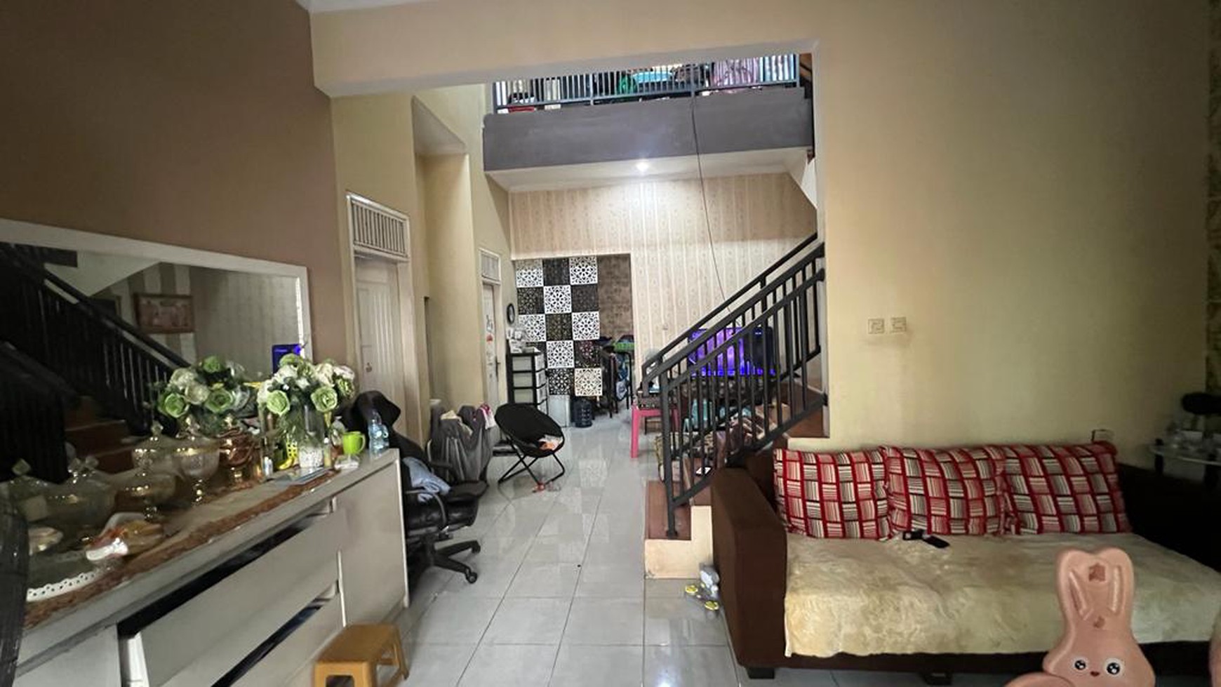 Rumah Cluster 2 lantai di Kelapa Gading Jakut Semi Furnished