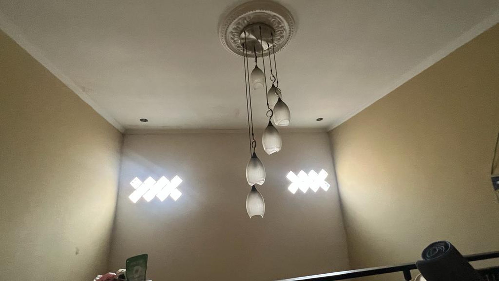 Rumah Cluster 2 lantai di Kelapa Gading Jakut Semi Furnished