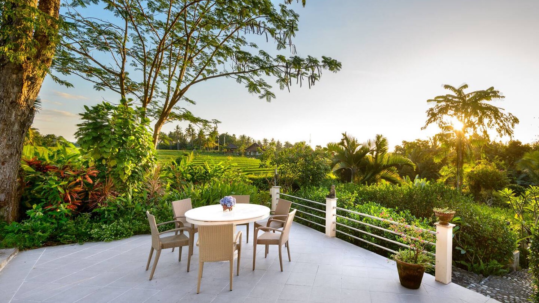 Leasehold - A Grand 7-Bedroom Luxury Retreat Surrounded by Nature in Balian Beach, Bali