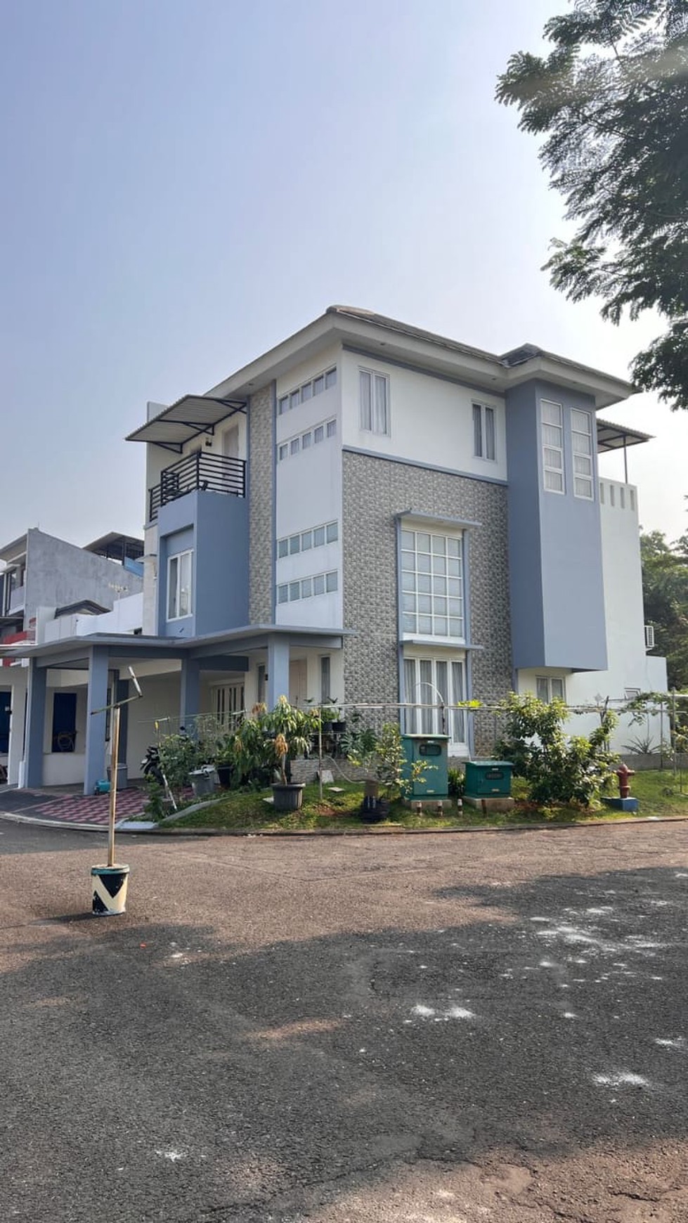 Termurah Rumah 3 lantai Cluster BSD dekat Aeon dan dekat Tol