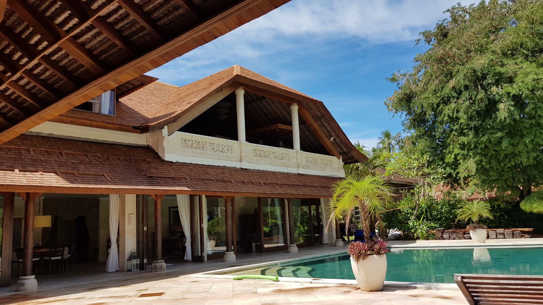 Leasehold - A Tranquil 4-Bedroom Sanctuary with Stunning Sunset Views in Balian Beach, Bali