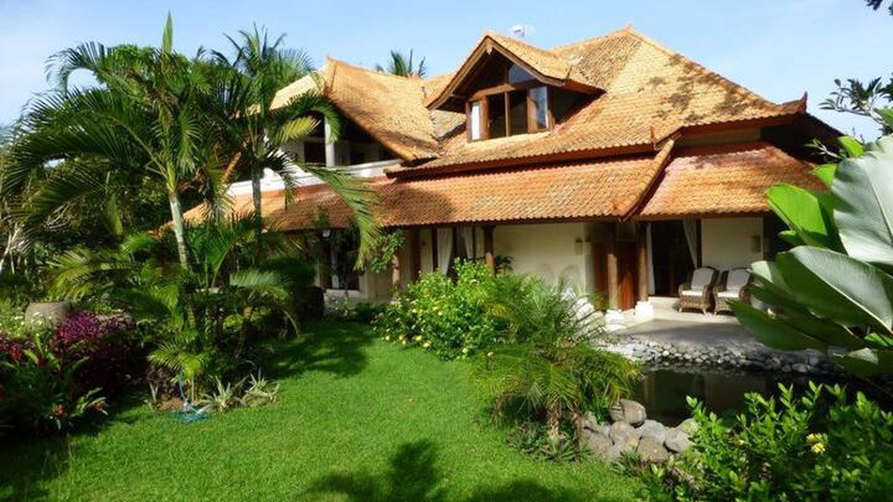 Leasehold - A Tranquil 4-Bedroom Sanctuary with Stunning Sunset Views in Balian Beach, Bali